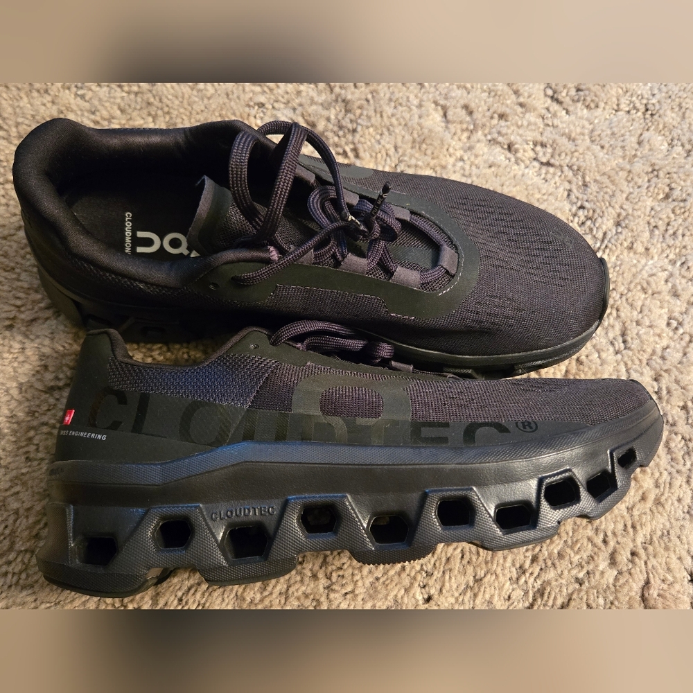 On Cloud Cloudmonster size 10